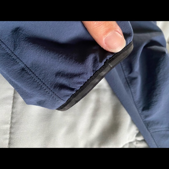 Light weight shell jacket - Picture 5 of 5